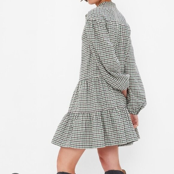 GAP NWT Women's Size Medium Green Navy Plaid Tiered Mini Dress - Picture 2 of 12